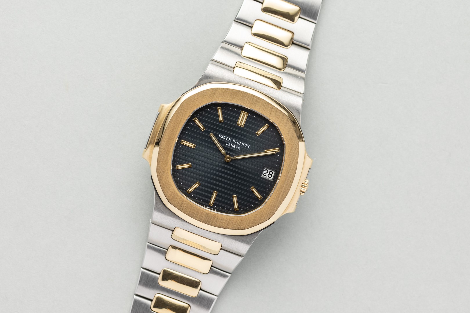 3700/1 Nautilus JUMBO (two-tone / sigma dial / extract and service papers) – Bild 5