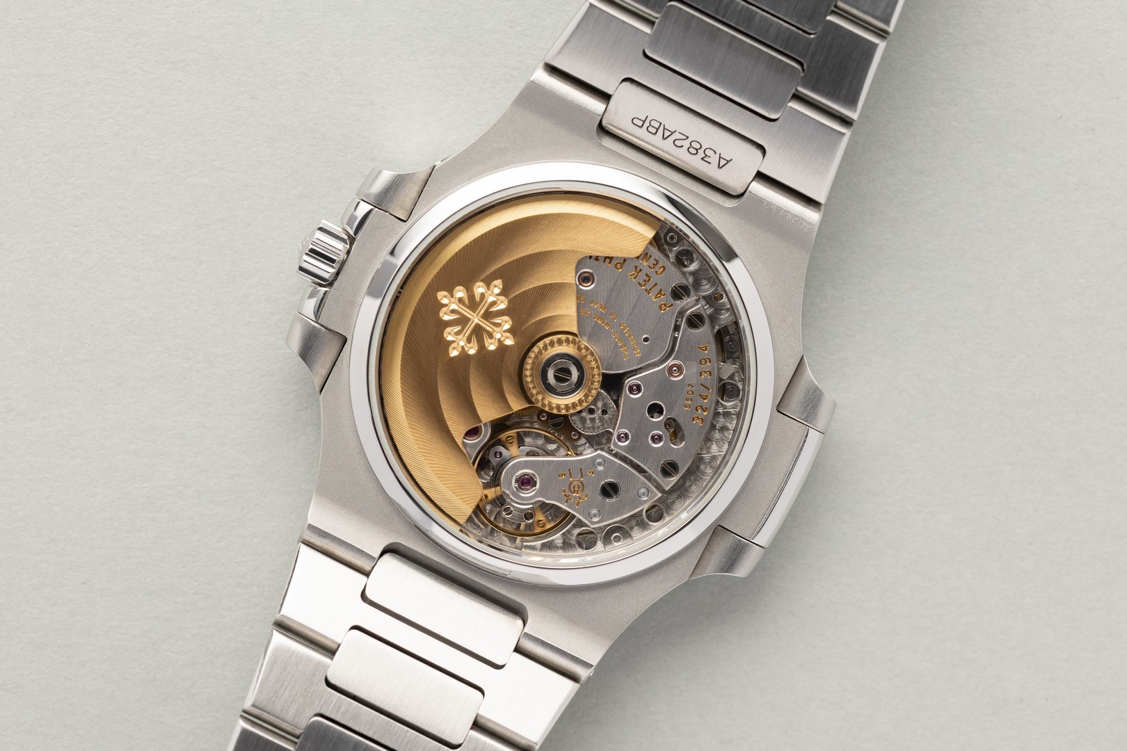 5800/1A-001 Nautilus (spectacular condition / wonderful dial / perfect full set) – Bild 8