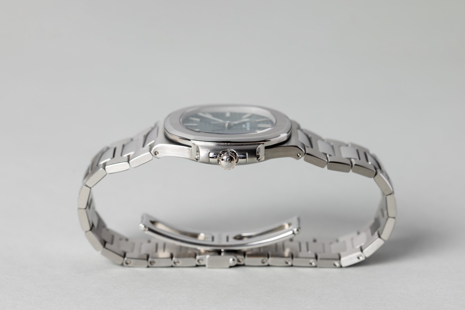 5800/1A-001 Nautilus (spectacular condition / wonderful dial / perfect full set) – Bild 9