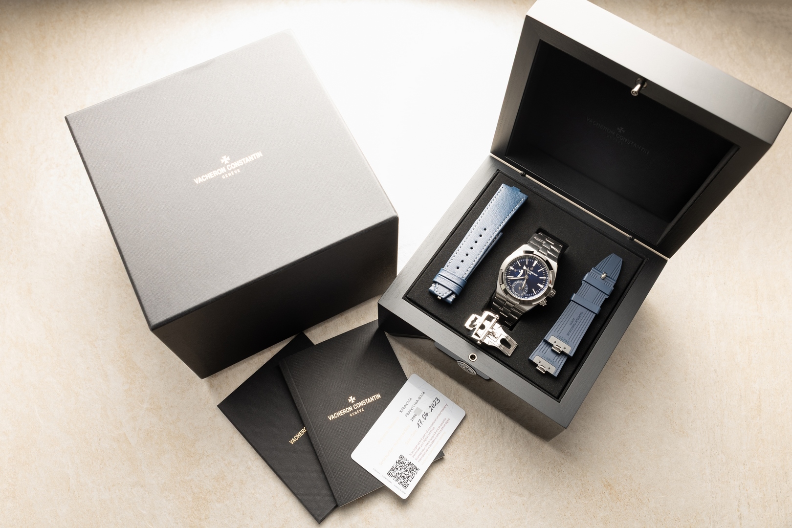 7900V/110A-B334 Overseas Dual Time (2023 / new and unworn / full set) – Bild 3